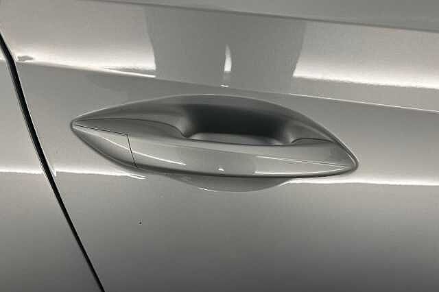 Hyundai I20 1.0T GDi 48V MHD Premium 5dr DCT Sleek Silver