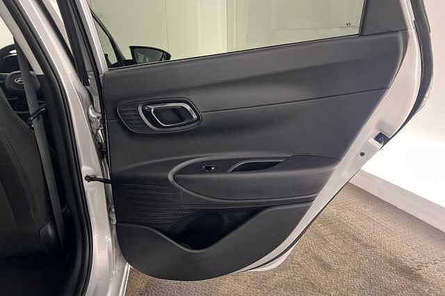 Hyundai I20 1.0T GDi 48V MHD Premium 5dr DCT Sleek Silver
