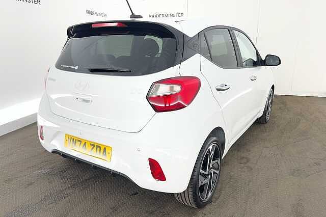 Hyundai i10 1.0 (63ps) Premium Auto