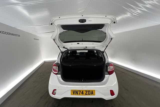 Hyundai i10 1.0 (63ps) Premium Auto