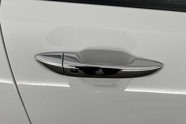 Hyundai i10 1.0 (63ps) Premium Auto