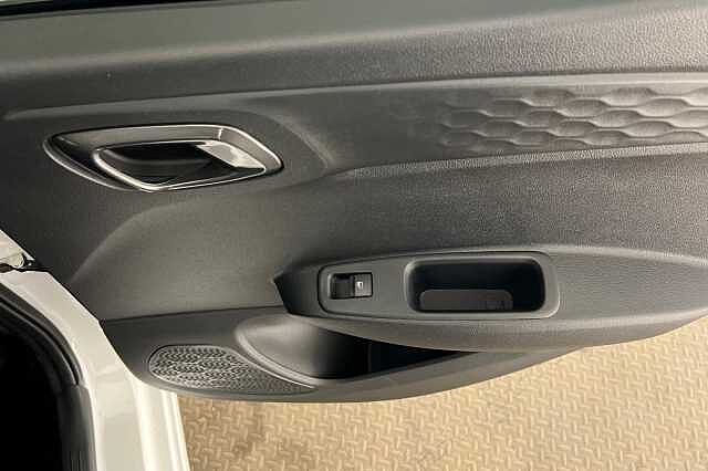 Hyundai i10 1.0 (63ps) Premium Auto