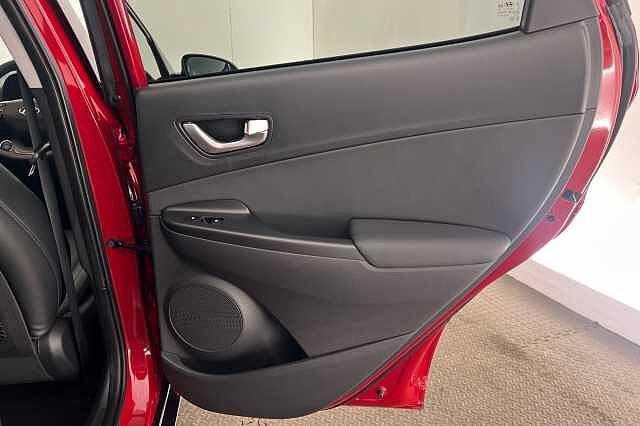 Hyundai KONA 1.6 GDi Hybrid Ultimate 5dr DCT Pulse Red