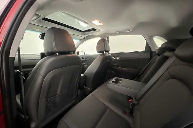 Hyundai KONA 1.6 GDi Hybrid Ultimate 5dr DCT Pulse Red