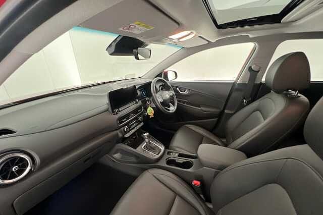 Hyundai KONA 1.6 GDi Hybrid Ultimate 5dr DCT Pulse Red