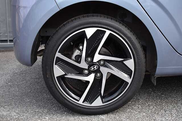 Hyundai i10 1.2 [79] Premium 5dr [Nav]