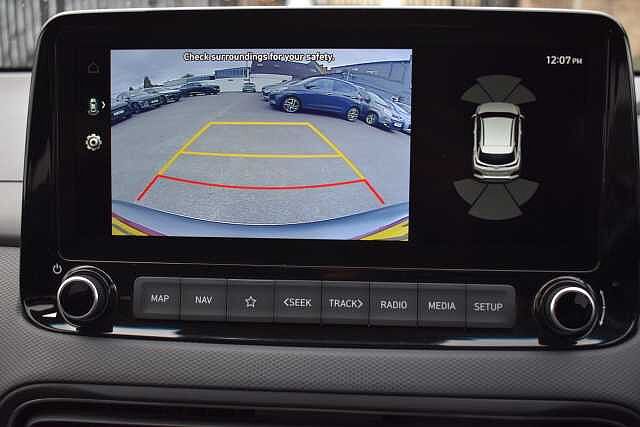 Hyundai KONA 1.6 GDi Hybrid Premium 5dr DCT Red