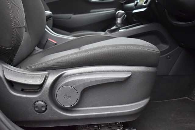 Hyundai KONA 1.6 GDi Hybrid Premium 5dr DCT Red