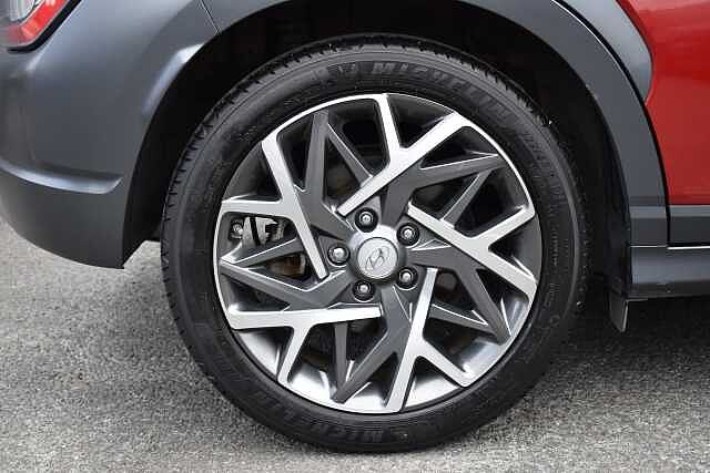Hyundai KONA 1.6 GDi Hybrid Premium 5dr DCT Red