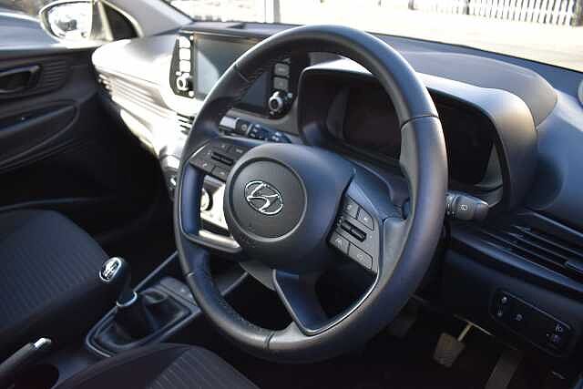 Hyundai I20 1.0T GDi 48V MHD SE Connect 5dr White