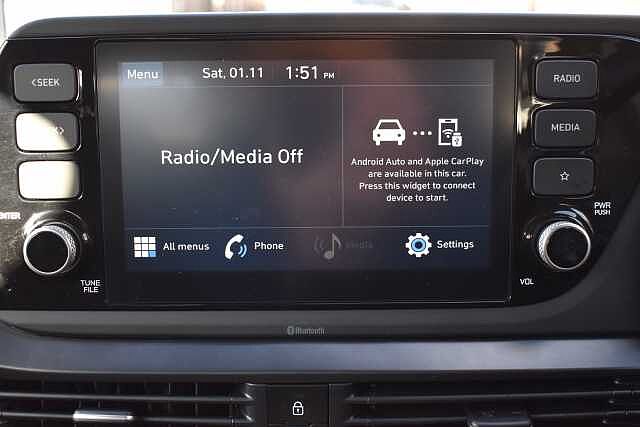 Hyundai I20 1.0T GDi 48V MHD SE Connect 5dr White