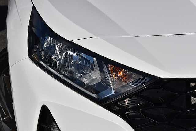 Hyundai I20 1.0T GDi 48V MHD SE Connect 5dr White