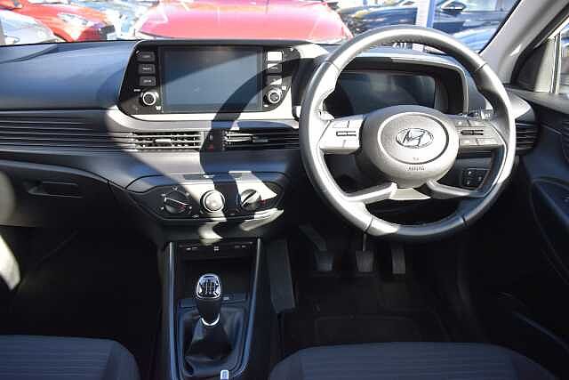 Hyundai I20 1.0T GDi 48V MHD SE Connect 5dr White