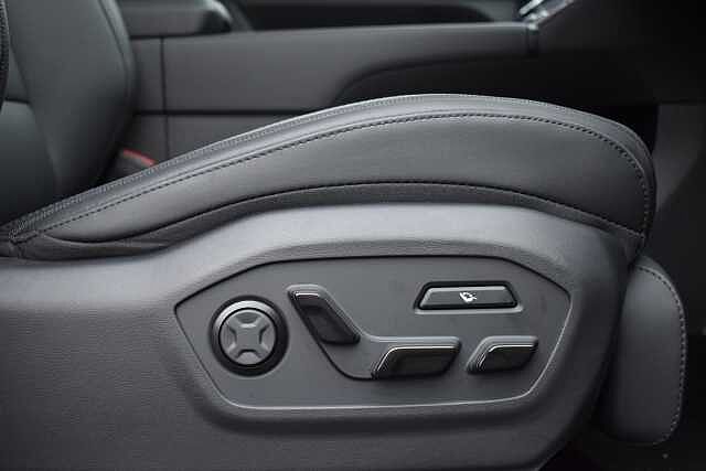 Hyundai SANTA FE 1.6 TGDi Hybrid Calligraphy 5dr Auto Black