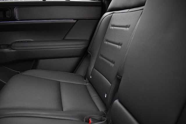 Hyundai SANTA FE 1.6 TGDi Hybrid Calligraphy 5dr Auto Black