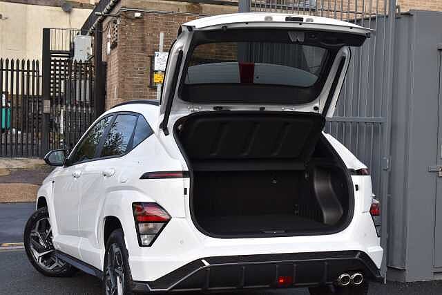 Hyundai KONA 1.6T 138 N Line 5dr DCT White