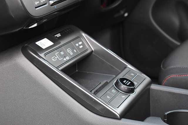 Hyundai KONA 1.6T 138 N Line 5dr DCT White