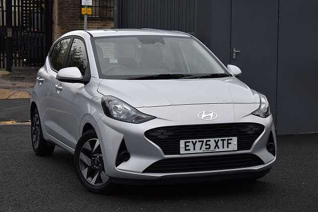 1.0 [63] Advance 5dr Auto [Nav]