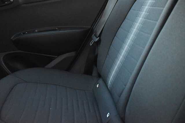 Hyundai i10 1.0 MPi SE Connect 5dr