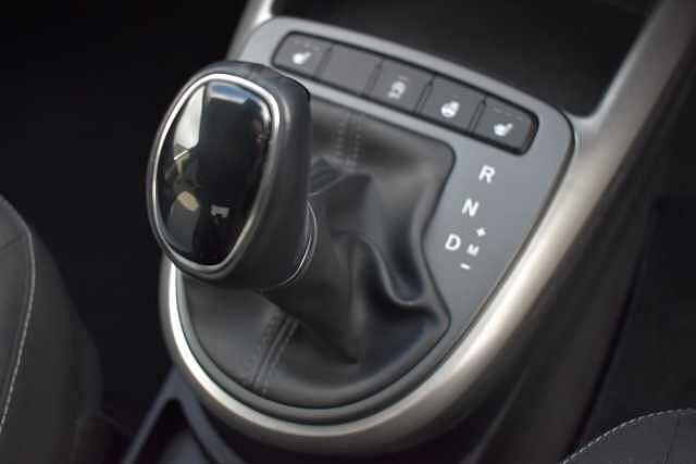 Hyundai I10 1.2 MPi Premium 5dr Auto White