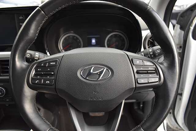 Hyundai I10 1.2 MPi Premium 5dr Auto White