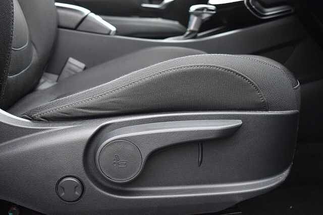 Hyundai TUCSON 1.6 TGDi 48V MHD SE Connect 5dr 2WD DCT