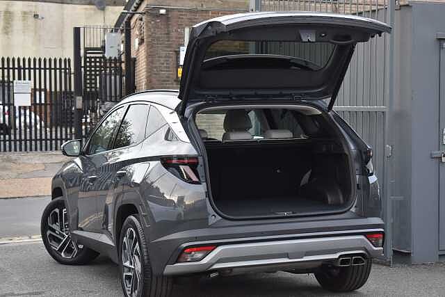 Hyundai TUCSON 1.6T Hybrid Ultimate 5dr Auto Grey