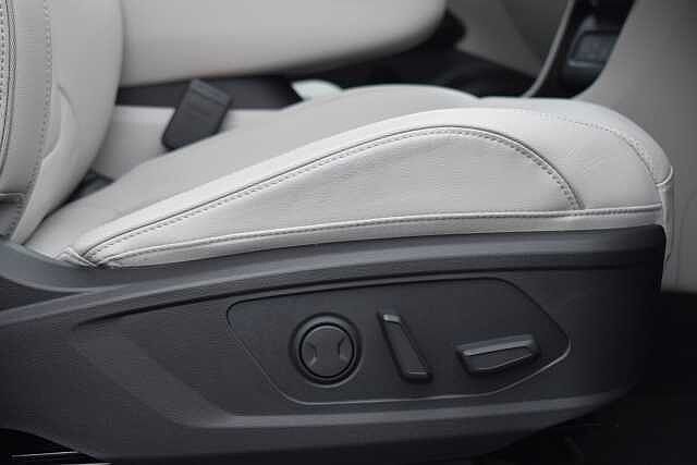 Hyundai TUCSON 1.6T Hybrid Ultimate 5dr Auto Shadow Grey