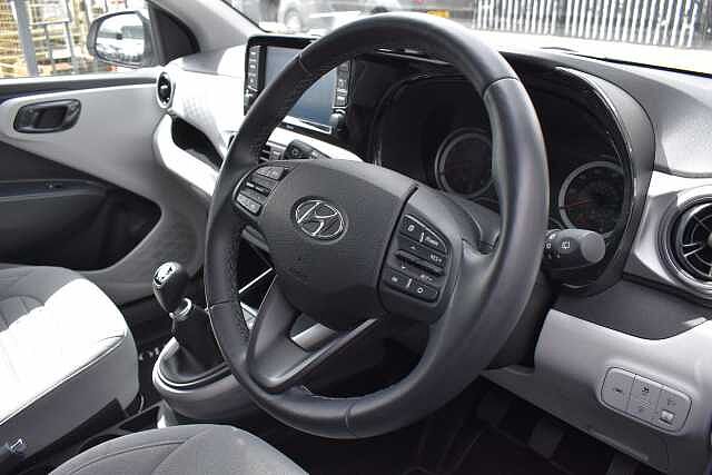 Hyundai I10 1.0 MPi Premium 5dr Elemental Brass