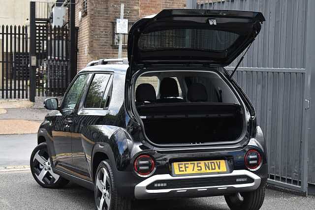 Hyundai INSTER 85kW 02 49kWh 5dr Auto Black