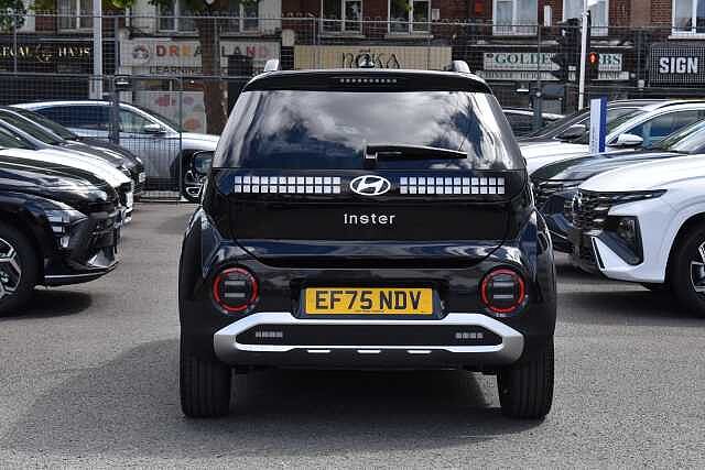 Hyundai INSTER 85kW 02 49kWh 5dr Auto Black