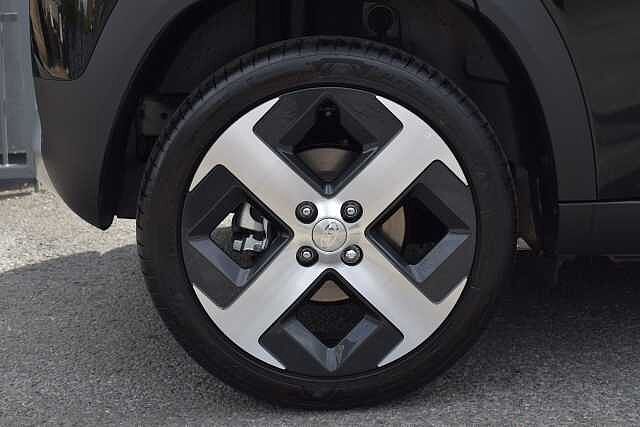 Hyundai INSTER 85kW 02 49kWh 5dr Auto Black