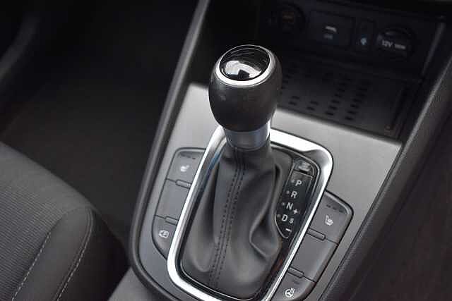 Hyundai KONA 1.6 GDi Hybrid Premium 5dr DCT