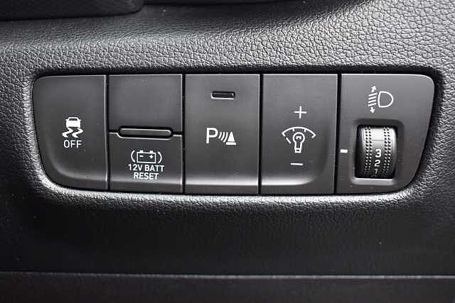 Hyundai KONA 1.6 GDi Hybrid Premium 5dr DCT