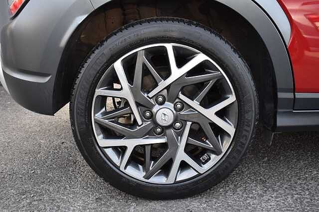 Hyundai KONA 1.6 GDi Hybrid Premium 5dr DCT Pulse Red