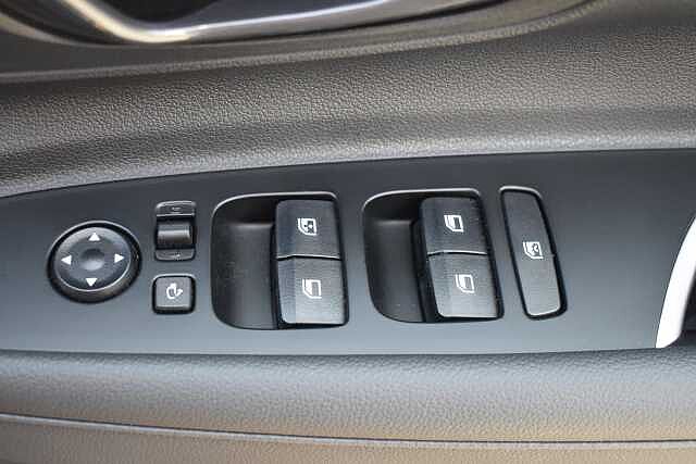 Hyundai i20 1.0T GDi 90 Tech Line 5dr
