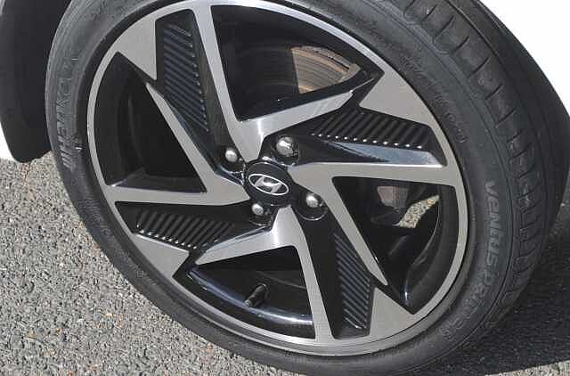 Hyundai i10 1.2 Premium 5 Door