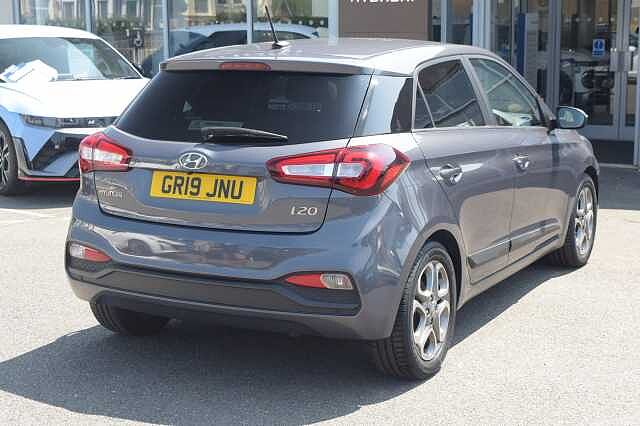 Hyundai i20 5 Door 1.2 MPi (84ps) Premium Nav