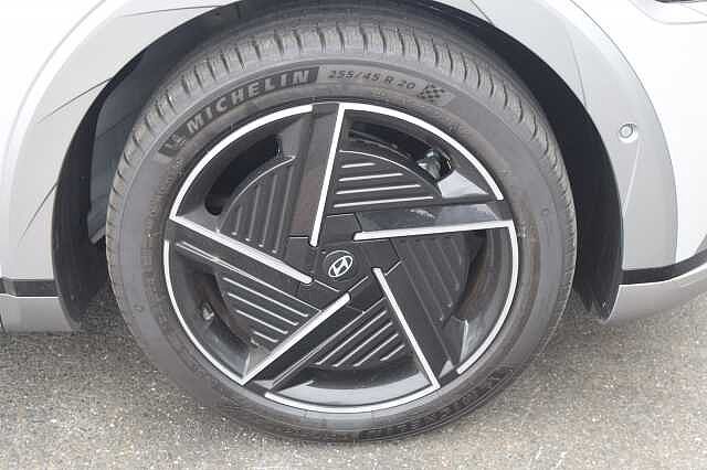 Hyundai Ioniq 5 168kW Ultimate 84 kWh 5dr Auto