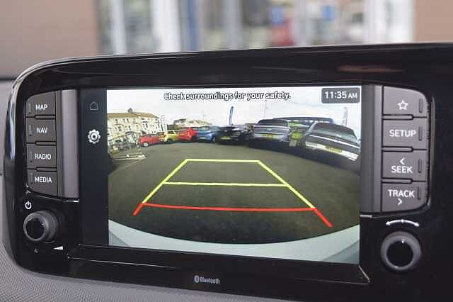 Hyundai i10 1.0 [63] Advance 5dr [Nav]