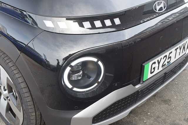 Hyundai INSTER 85kW 02 49kWh 5dr Auto Black
