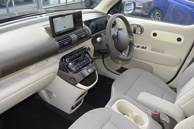 Hyundai INSTER 85kW 02 49kWh 5dr Auto Black