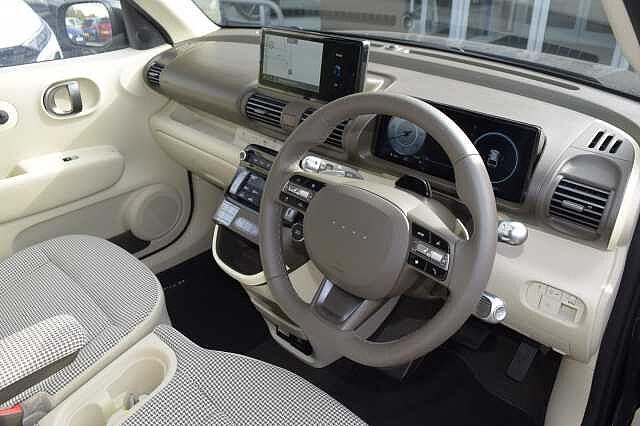 Hyundai INSTER 85kW 02 49kWh 5dr Auto Black