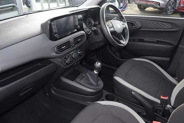 Hyundai i10 1.0 MPi SE Connect 5dr