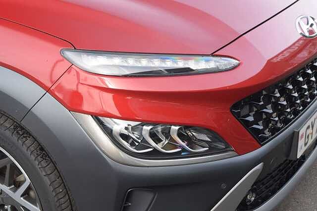 Hyundai KONA 1.6 GDi Hybrid Ultimate 5dr DCT Red