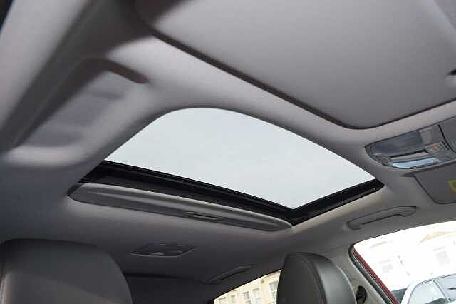 Hyundai KONA 1.6 GDi Hybrid Ultimate 5dr DCT Red