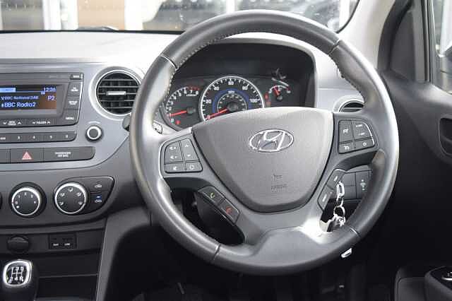 Hyundai I10 1.0 SE 5dr White