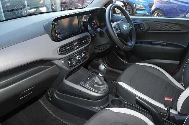 Hyundai I10 1.0 MPi SE Connect 5dr Red