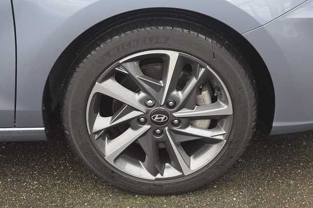 Hyundai i30 1.5T GDi 48v Hybrid Premium 5dr DCT