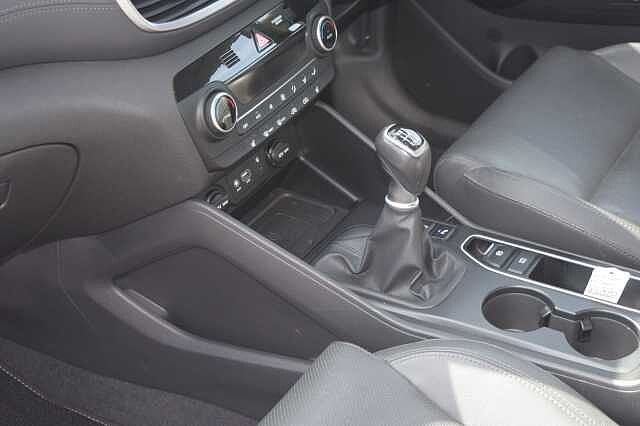 Hyundai TUCSON 1.6 TGDi 177 Premium 5dr 2WD